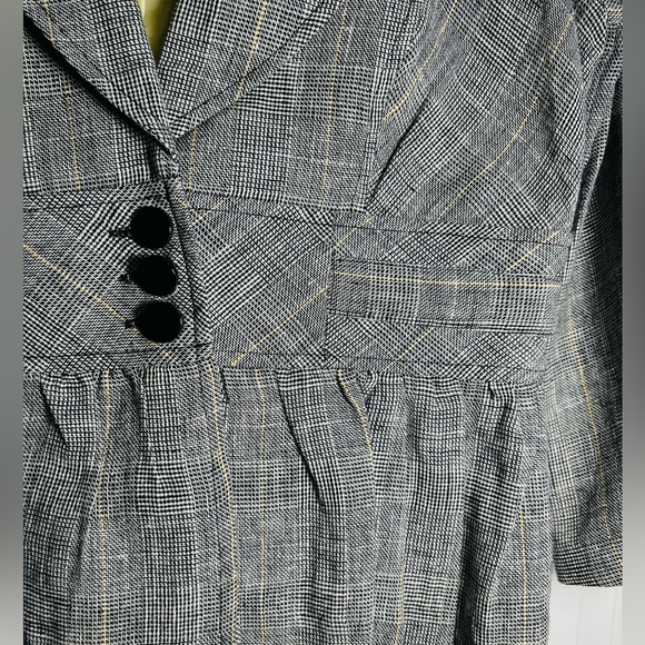 💫Candie’s Plaid/mini houndstooth peplum blazer - Picture 8 of 10